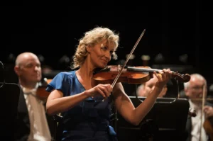 rollingToYou_stills (9)